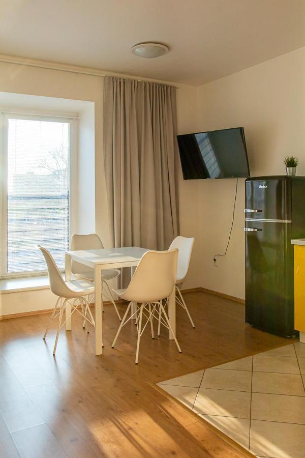 Yellow Apartment Ostrava Exteriör bild